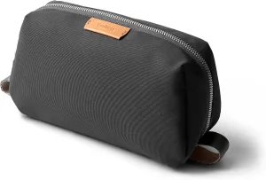 Bellroy Toiletry Kit (Unisex Toiletry Bag, Zipper Closure, Water-Resistant Lining, Toothbrush Sleeve with Magnetic Closure, Internal Mesh Pocket Organization) -Bronze