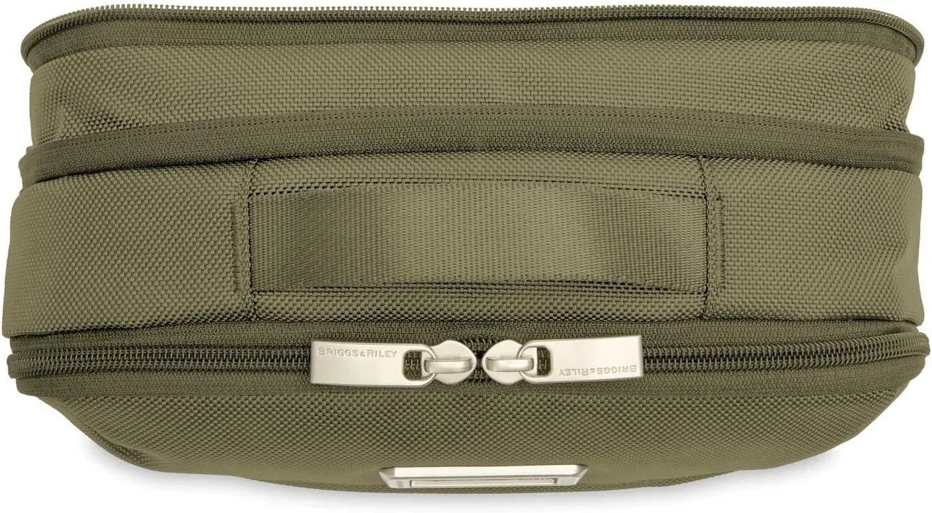 Briggs & Riley Baseline Toiletry Kits