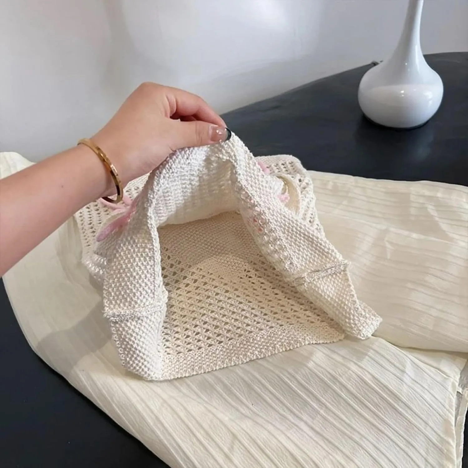 Heart Graphic Cute Tote Bags for Women Aesthetic Crochet Shoulder Handbags for Women Casual Beach