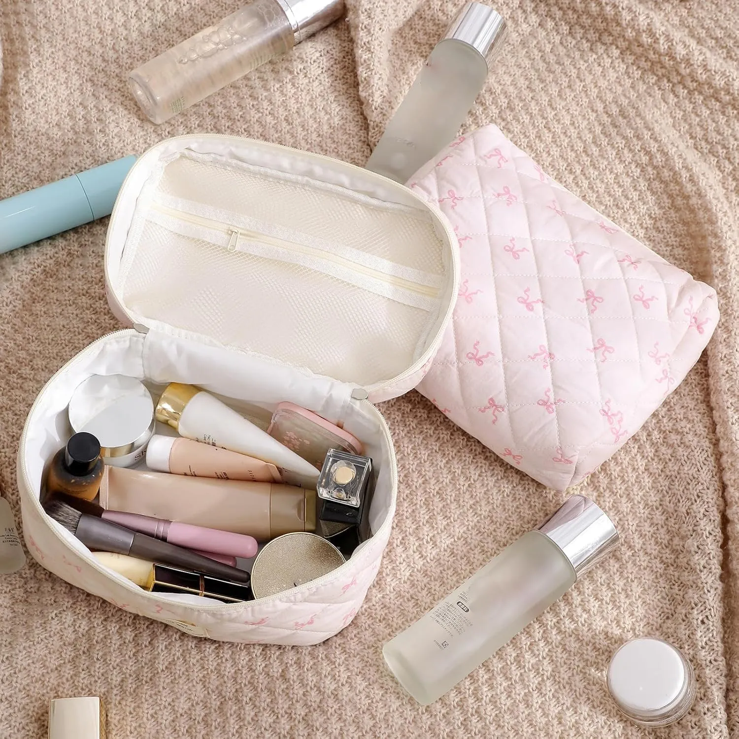 Large Quilted Makeup Bag for Women and Girls, Cute Coquette Floral Cotton Cosmetic Bag, Aesthetic Travel Organized Toiletry Bags (08Small pinkbows)