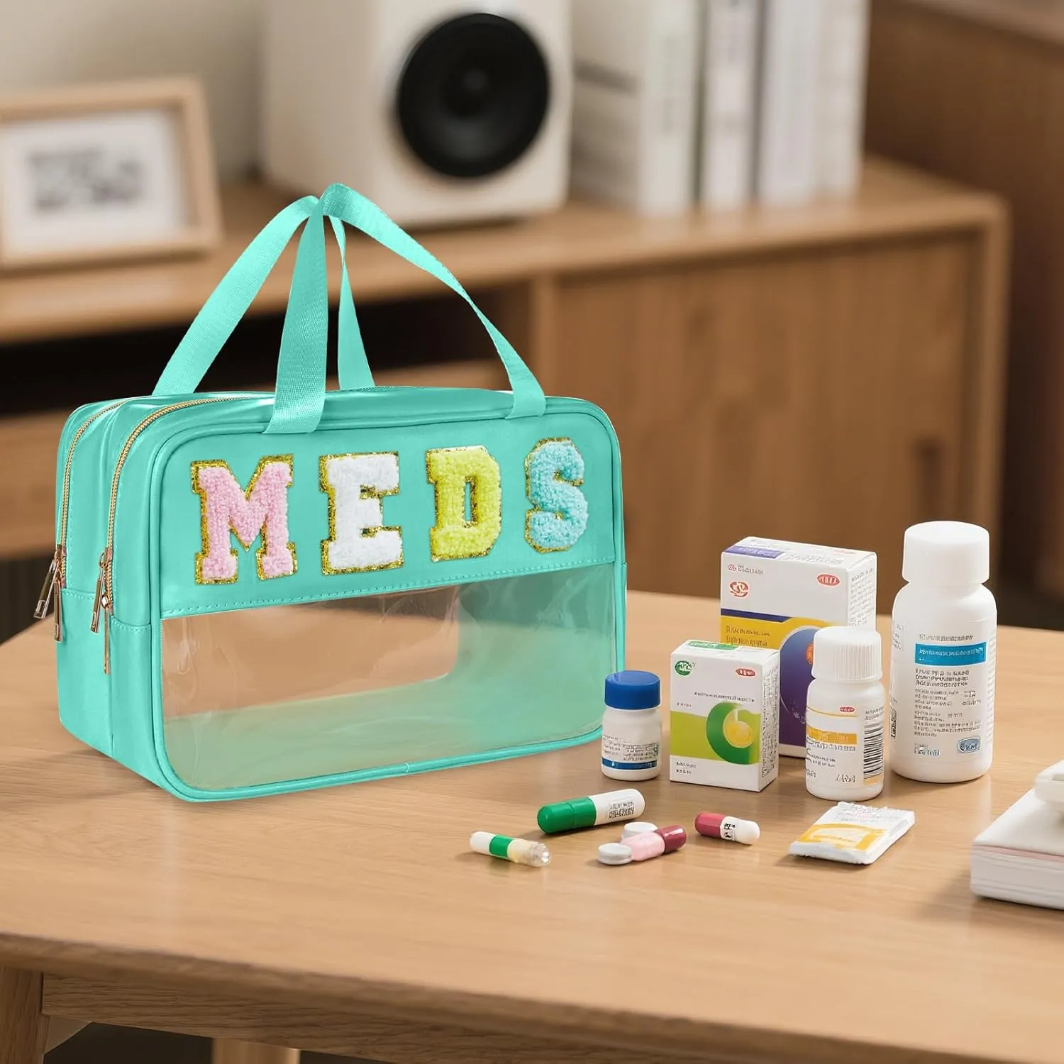Medicine Bag Chenille Letter Nylon Medicine Bags for Traveling Meds Bag Preppy Patch Makeup Pouch Cosmetic Toiletry Storage Bags for Women (Green-MEDS)