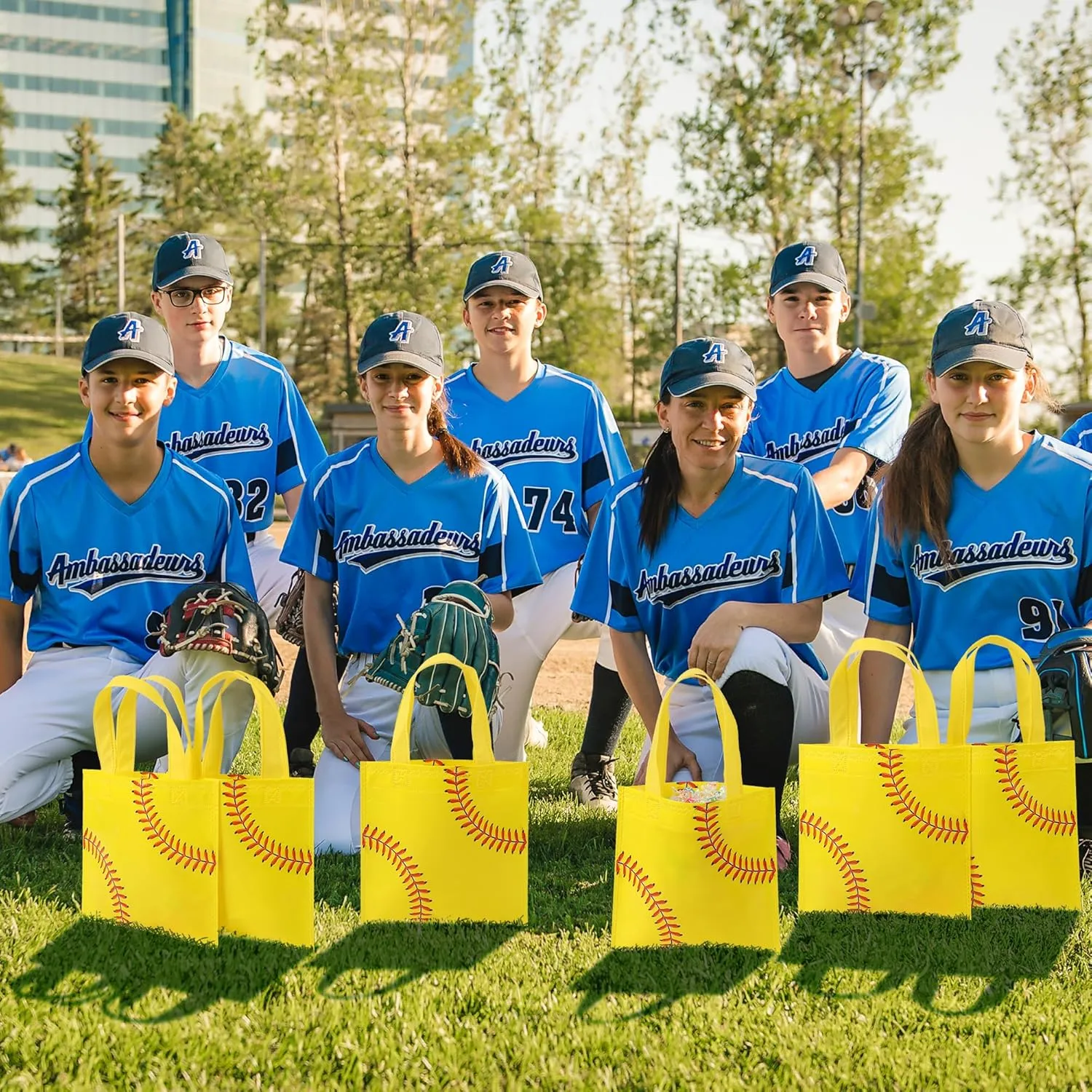 Mimind 24 Softball Non-Woven Party Favor Bags with Handles - 7.8 x 7.8 Inch Goodie Treat Candy Bags for Sports Theme Party, Baby Shower, Birthday