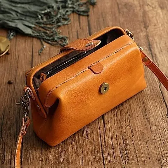 New Leather Retro Handmade Bag Unique Opening Small Cross Body Shoulder Bag Vintage Doctor Crossbody Bag for Women(Wine Red)