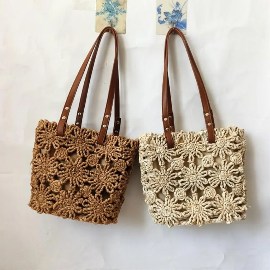 Straw Bag New Hand-woven Straw Bag Hollow Bucket Bag Corn Husk Braid Sewn Handbag In Stock Straw Beach Bag