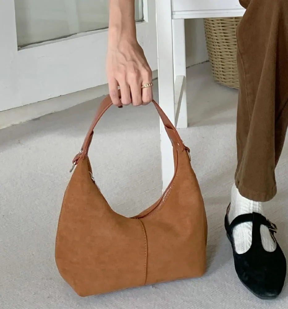 Suede Crescent Tote Bags for Women Vintage Shoulder Bag Brown Suede Handbag Casual Crossbody Bag Travel Work Purse
