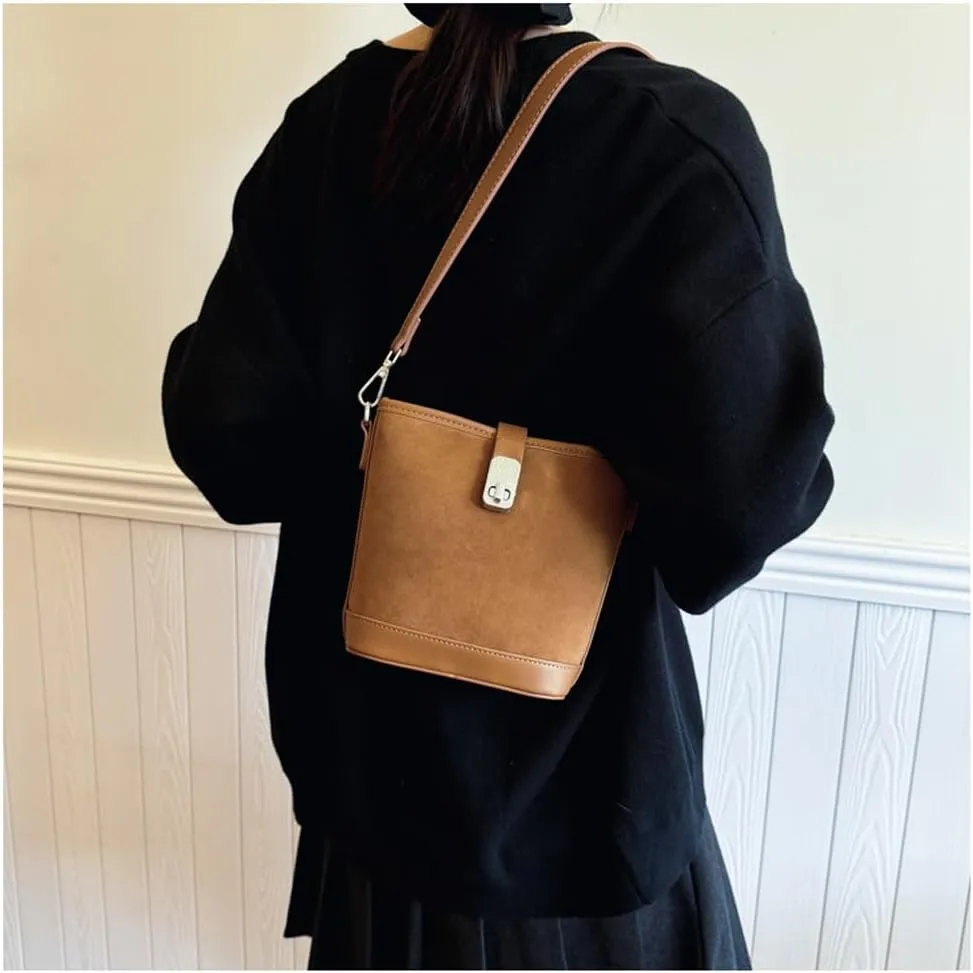 Suede Shoulder Bags for Women Retro Suede Bucket Crossbody Bag Suede Fall Purse Vintage Suede Handbag with Adjustable Strap