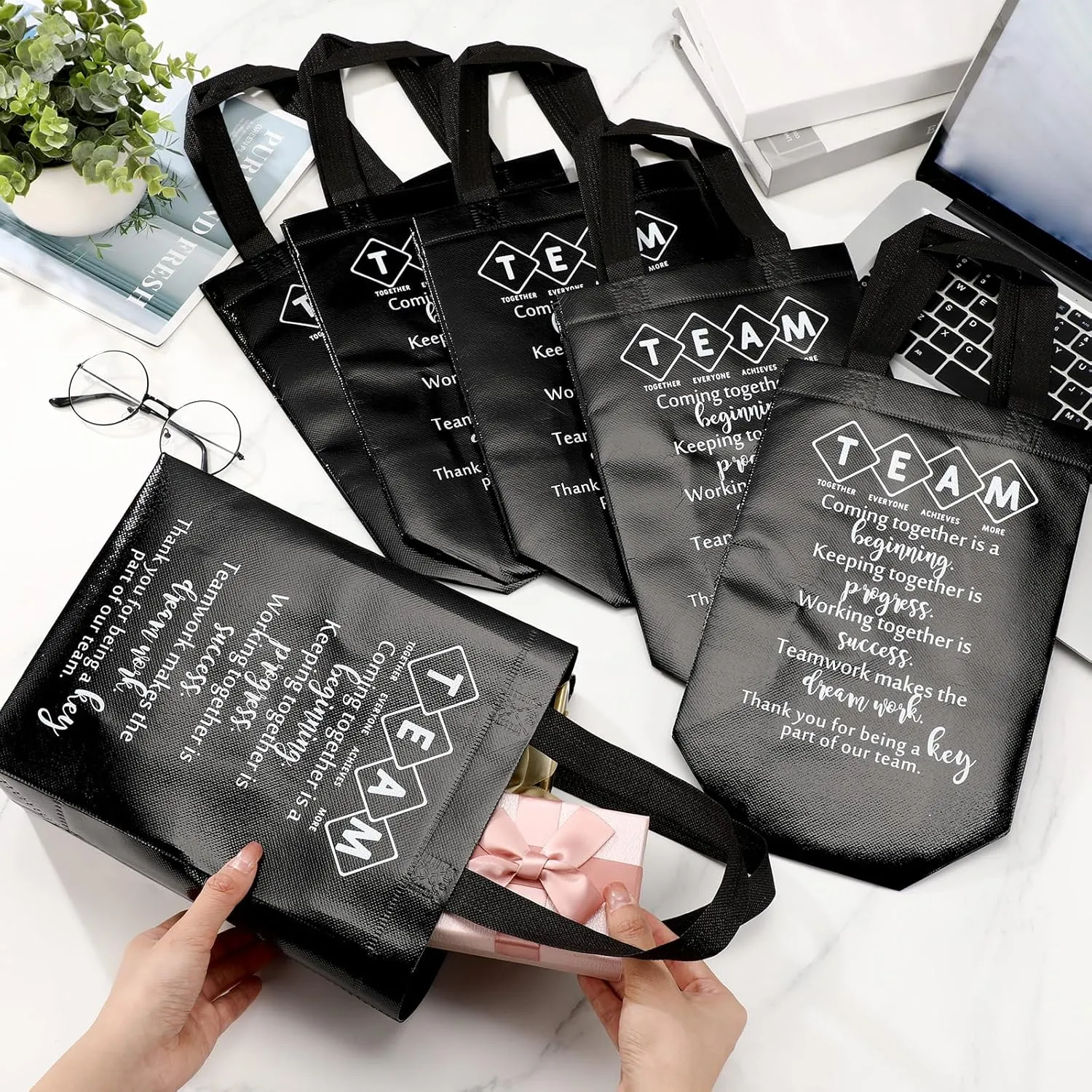 Sweetude Team Appreciation Gifts Bags Reusable with Handles Gift Bags Thank you gifts for Employee Coworker(Black,25 Pcs)