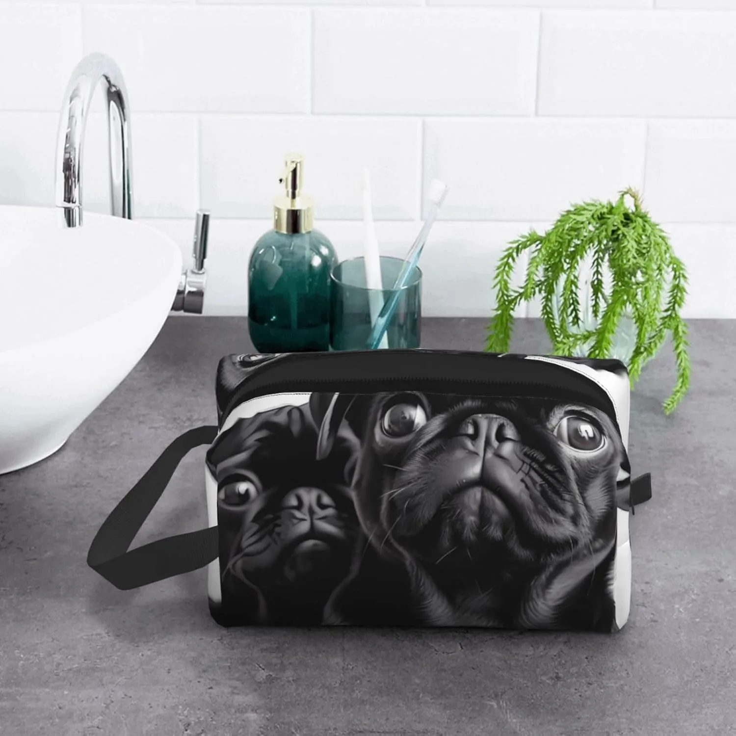 Toiletry Bag for Women Men Dopp Kit Travel Makeup Bag Make Up Organizers Cosmetic Bag Cute Black Pug Dog Hanging Toiletry Bag Shaving Bag with Large Capacity for Travel