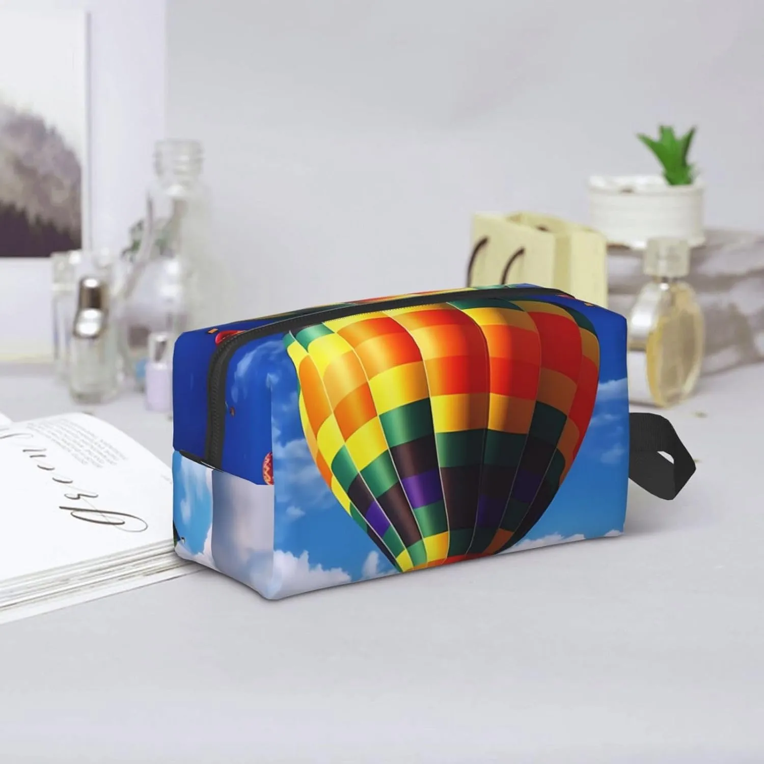 Toiletry Bag for Women Men Dopp Kit Travel Makeup Bag Make Up Organizers Cosmetic Bag Hot Air Balloons Hanging Toiletry Bag Shaving Bag with Large Capacity for Travel