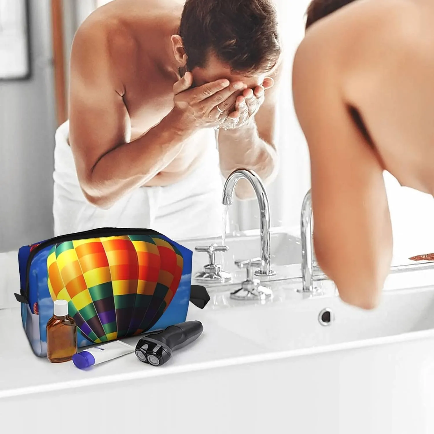 Toiletry Bag for Women Men Dopp Kit Travel Makeup Bag Make Up Organizers Cosmetic Bag Hot Air Balloons Hanging Toiletry Bag Shaving Bag with Large Capacity for Travel