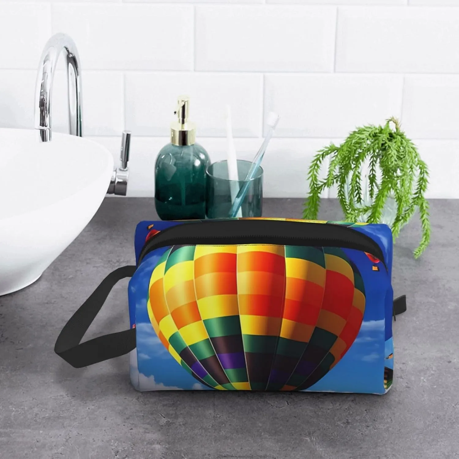 Toiletry Bag for Women Men Dopp Kit Travel Makeup Bag Make Up Organizers Cosmetic Bag Hot Air Balloons Hanging Toiletry Bag Shaving Bag with Large Capacity for Travel