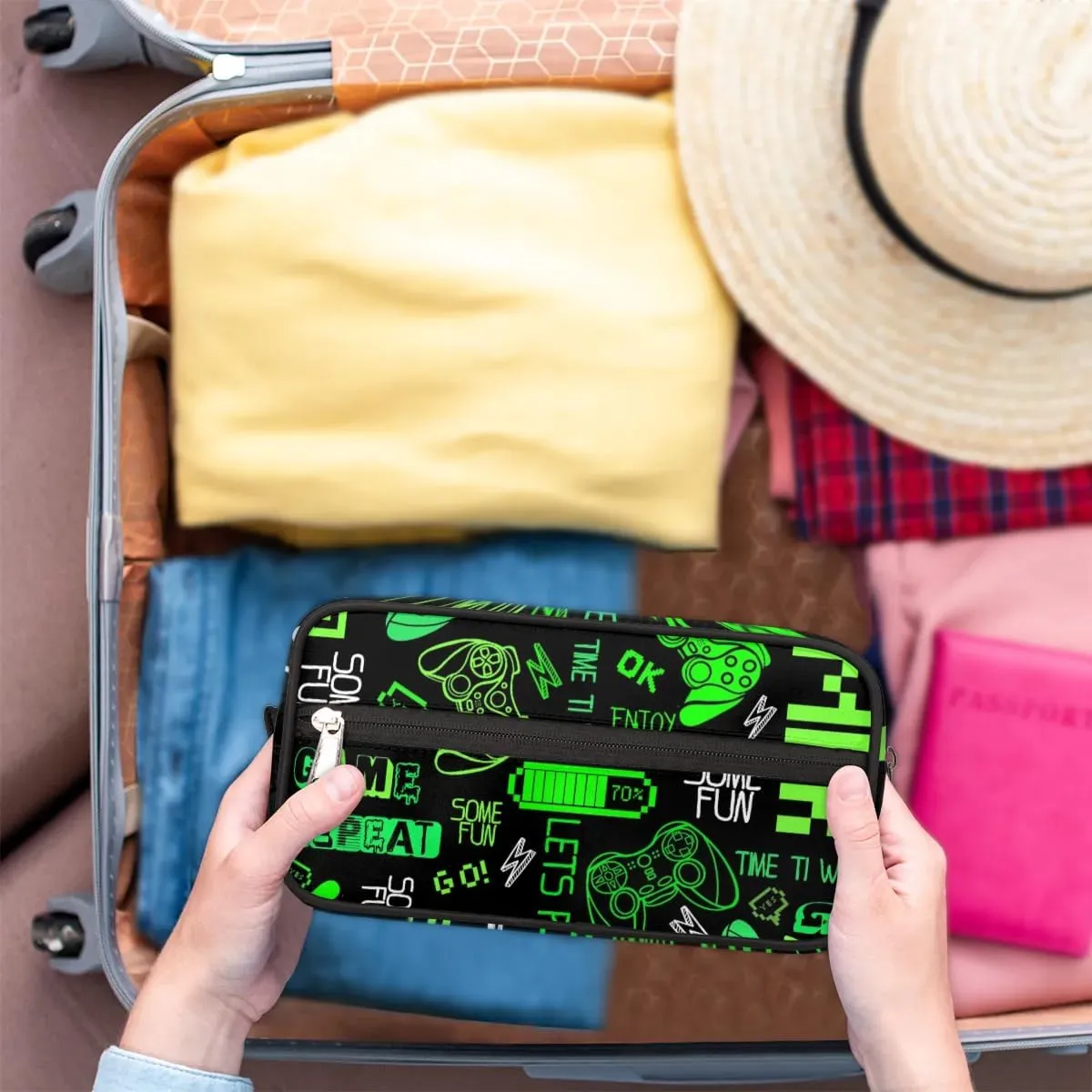 Video Game Bright Green Toiletry Bag for Boys Men, Travel Toiletry Bag for Woman Cosmetic Makeup Bag, Game Pattern Graffiti Waterproof Shaving Bag for Toiletries Accessories Travel Essentials
