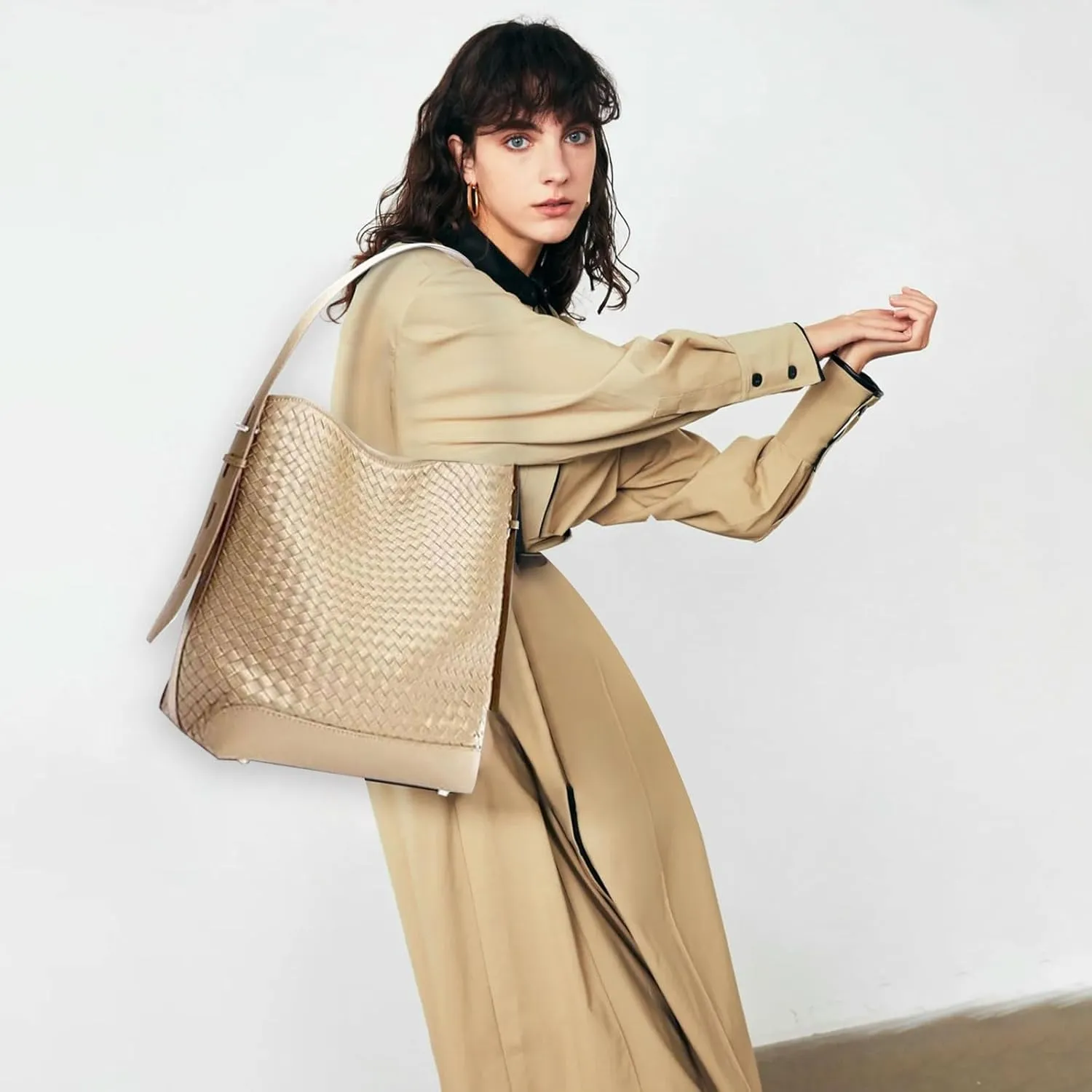 Woven Tote Bag For Women, Fashion Crossbody Shoulder Bag, Casual Top-handle Handbags, and Travel Purses Phone Bag