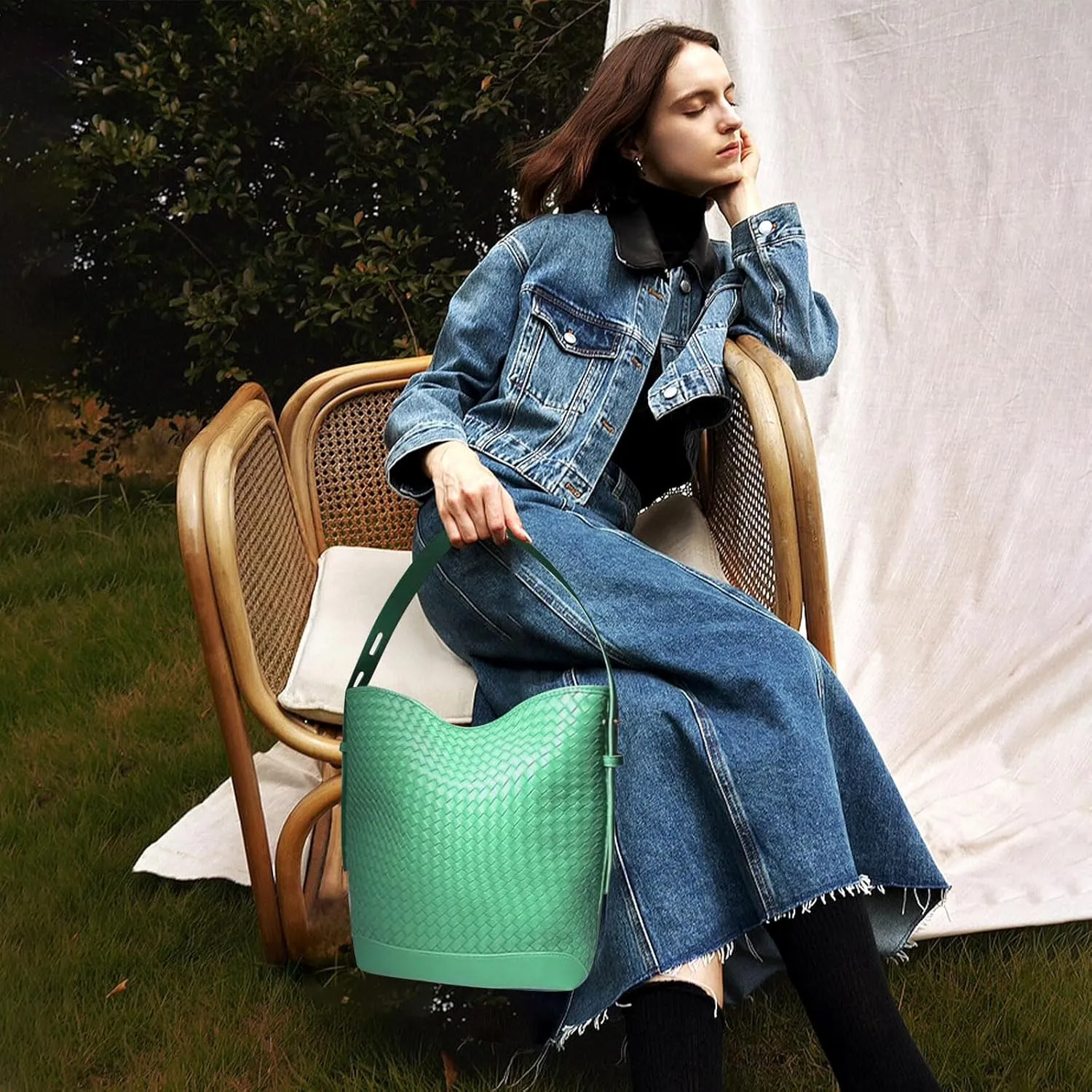 Woven Tote Bag For Women, Fashion Crossbody Shoulder Bag, Casual Top-handle Handbags, and Travel Purses Phone Bag
