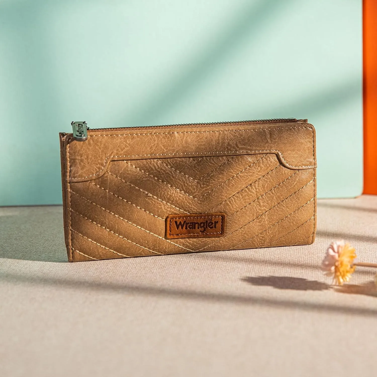 Wrangler Minimalist Wallet for Women Credit Card Wallet Ladies Travel Wallets Monederos de Mujer Card Cases & Money Organizers with Smooth Zipper for Women Men Khaki